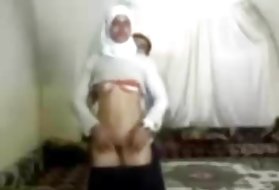 Una selezione di cazzo frenetico con donne mature troie in tutti i buchi