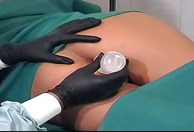 Panda con un vibratore per una ragazza