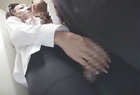 Una selezione di donne mature che succhiano cazzi e sperma nei loro buchi dopo il pompino