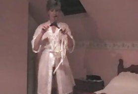Una giovane massaggiatrice ha reso una bella cliente il suo amante sexy