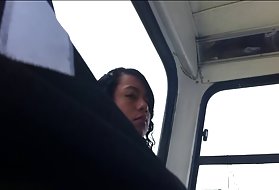 Due modelli porno mature si leccano giocosamente il petto l'uno con l'altro e cum.