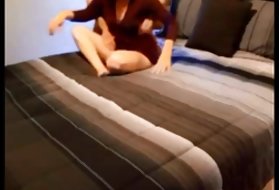 Il modello porno ha permesso al partner di entrare nel suo culo